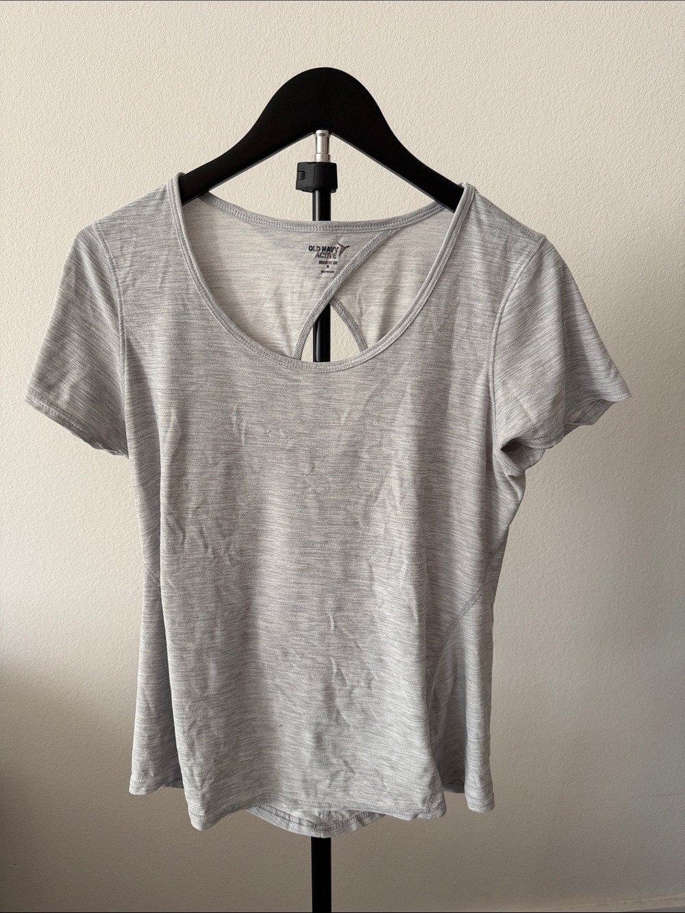 Old Navy Gray Scoop Neck Short Sleeve Tee